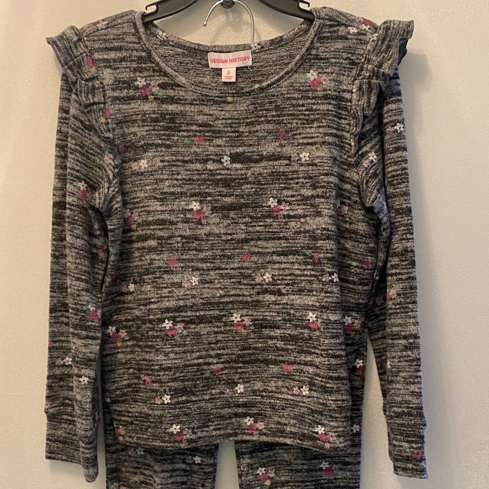 Design History Charcoal Floral Long Sleeve set